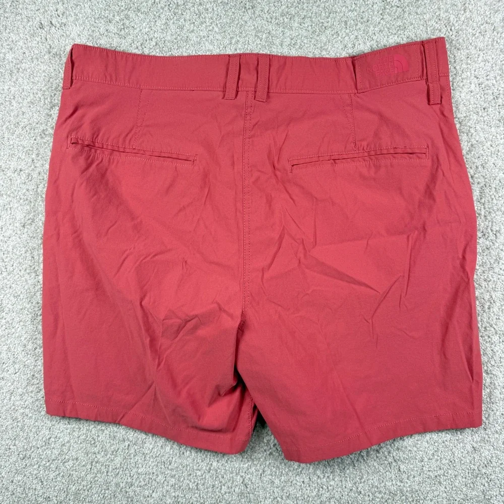 The North Face Shorts Mens 36 Red Paramount Horizon‎ Hiking NF0A5J9A